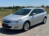 Opel Astra J 1.4l Turbo mit 6 Gang-Getriebe Bj 2012 - Opel Astra: Getriebe