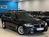 BMW 530 xDrive SAG/Navi/SportSitz/St&Go/Park&DriveAs - BMW 530: X Drive
