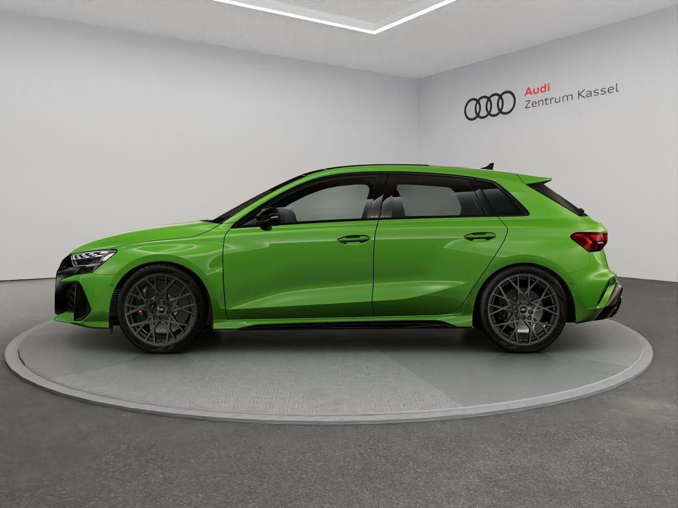 Audi RS 3 Sportback Matrix SONOS HuD Pano Kamera