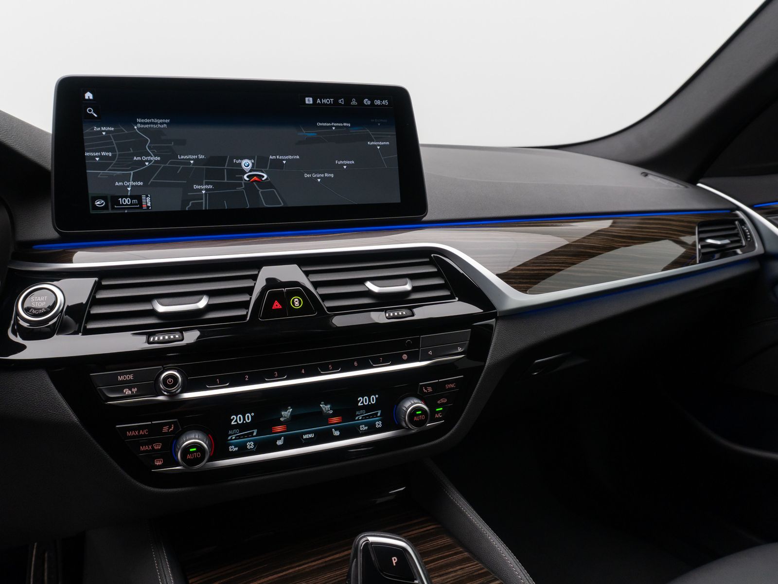 Fahrzeugabbildung BMW 530d xD M Sport DAB Kamera HUD Laser 4*Klima 19"