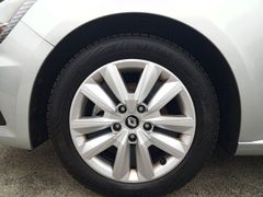 Fahrzeugabbildung Megane IV Grandtour Intens 1.5 dCi Winter Paket