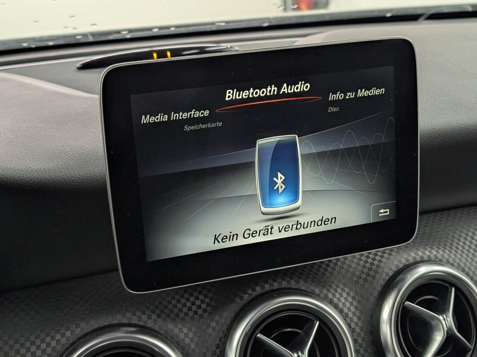 Mercedes-Benz A 180 1.6 Urban Navi LED Klima SHZ