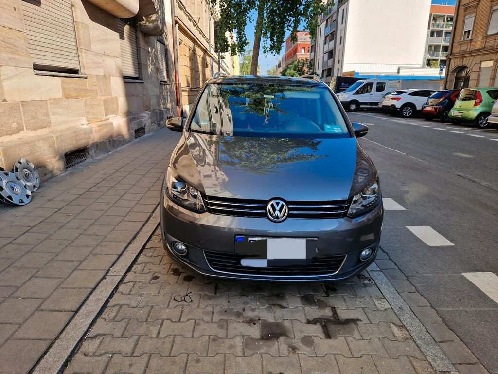 Image of Volkswagen Touran