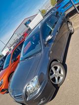 Toyota Avensis Combi Executive 2,2-l-D-CAT Executive - Toyota Avensis aus 2007: Kombi