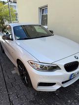 BMW M235i F22 Coupé - weiße BMW M235