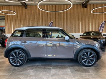 MINI Cooper SD Countryman *PANO*PDC*NAVI*BI-XENON*