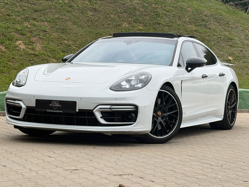 Image of Porsche Panamera
