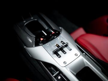 2025 Ferrari 12CILINDRI 缩略图 24