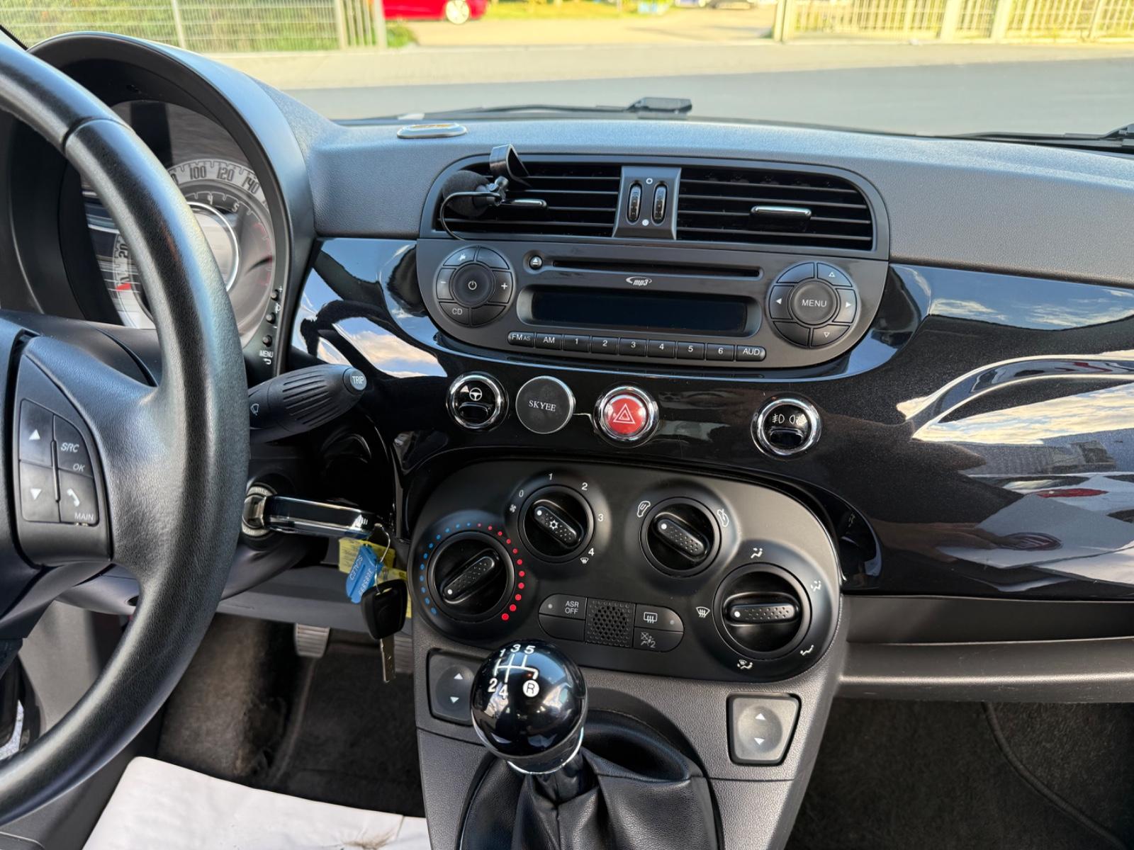 Fiat 500  Cabrio Lounge