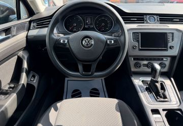 Volkswagen Passat Variant - 8