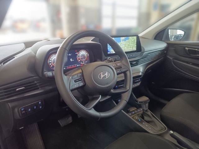 Fahrzeugabbildung Hyundai i20 FL (MY25) 1.0 T-GDI (100 PS) 7-DCT Prime Nav