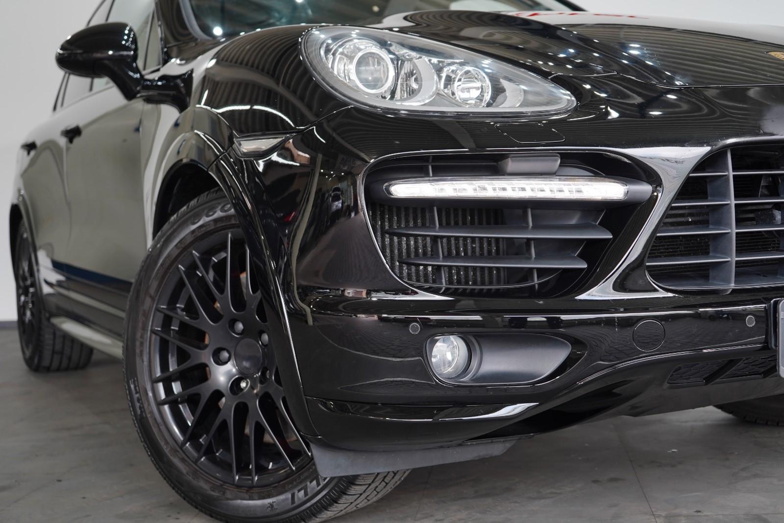 Porsche Cayenne Turbo V8*Navi*Luftfahrwerk*20 Z. Spyder*