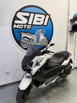 Yamaha X-Max 250 - YAMAHA 250