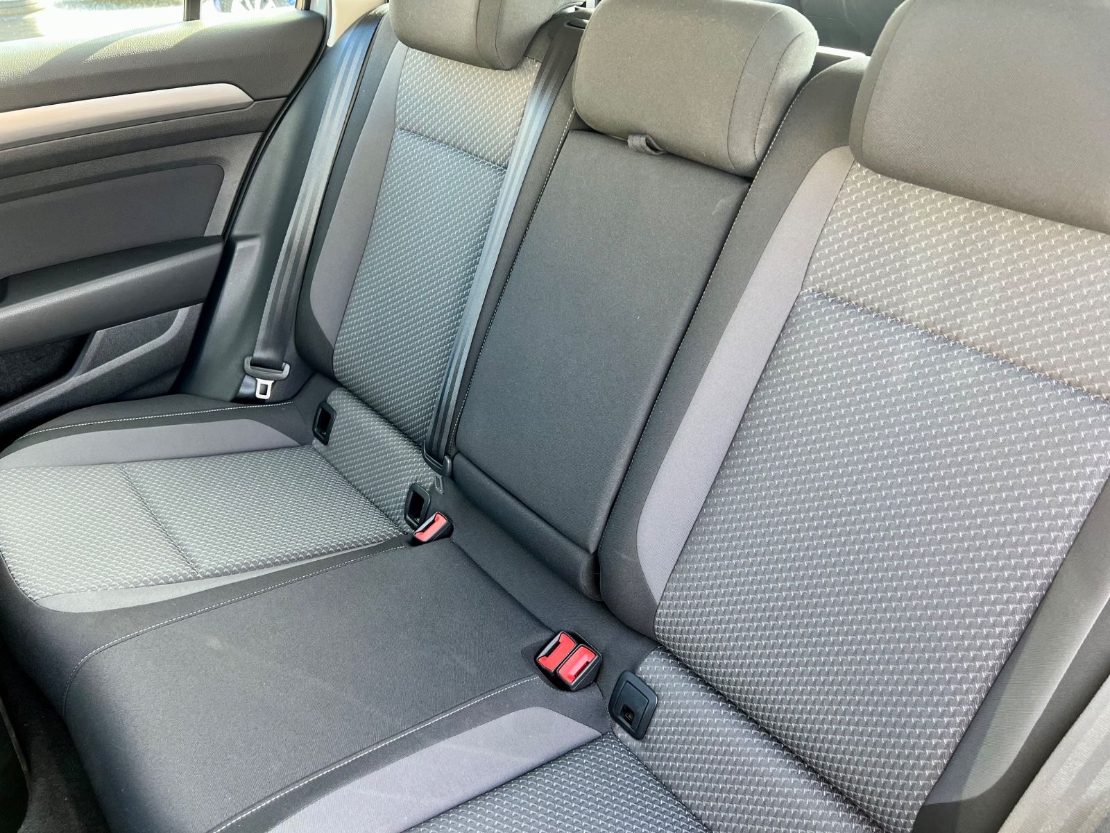 VW Passat Variant Conceptline AAC NAVI KAMERA SHZ