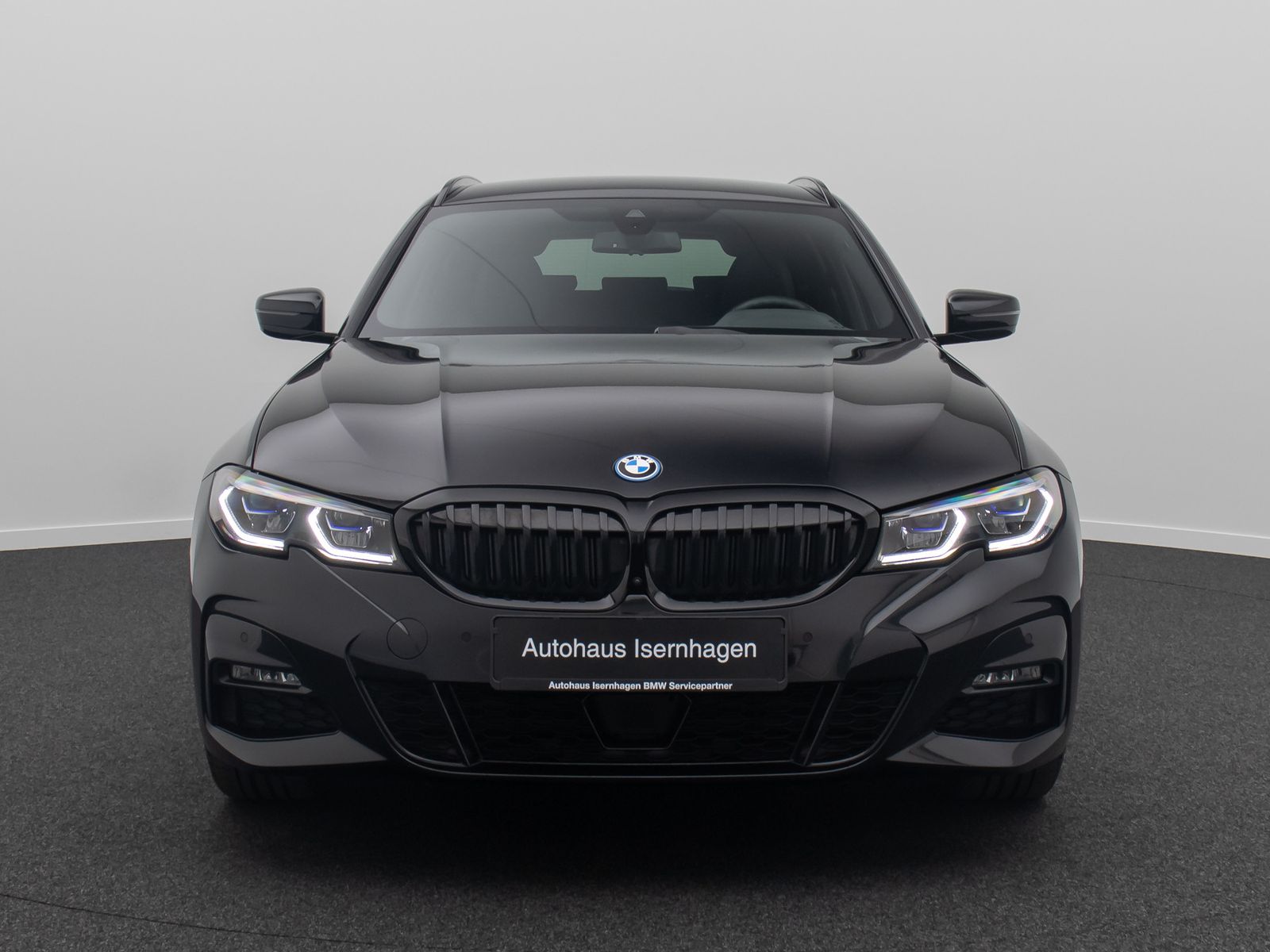 Fahrzeugabbildung BMW 330e xD M Sport DAB Laser 360°Alarm AHK HiFi 19"