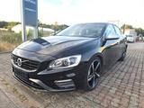 Volvo S60 Lim. Momentum R-Design,Leder,Navi,Kamera - gebrauchte Volvo S60 aus dem Jahr 2015