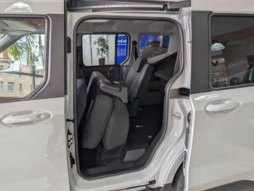 Ford Tourneo Courier Titanium AHK