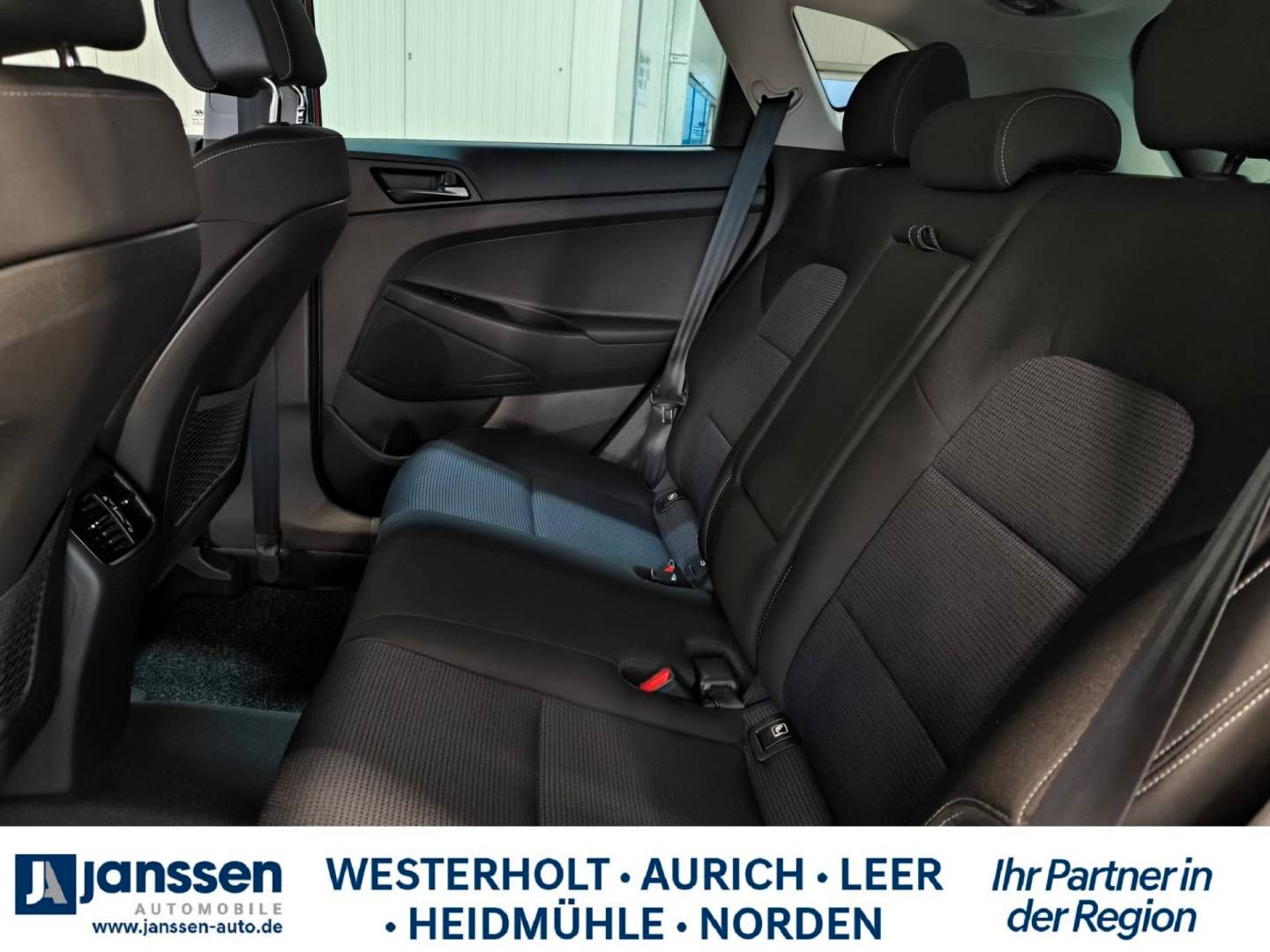 Fahrzeugabbildung Hyundai TUCSON Classic ADVANTAGE, 19' Alu