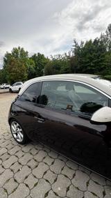 Opel Adam GLAM 1.4 64kW GLAM Braun/Weiß  - Opel Adam Gebrauchtwagen in Stuttgart