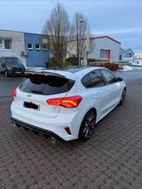 Ford Focus 2,3 EcoBoost ST Styling-Paket Auto ST ... - Ford Focus: ST Styling Paket