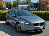 Volvo V40 Momentum Garantie *Keyless *Kamera*LED *Navi - Volvo V40 mit Diesel-Antrieb: Automatik