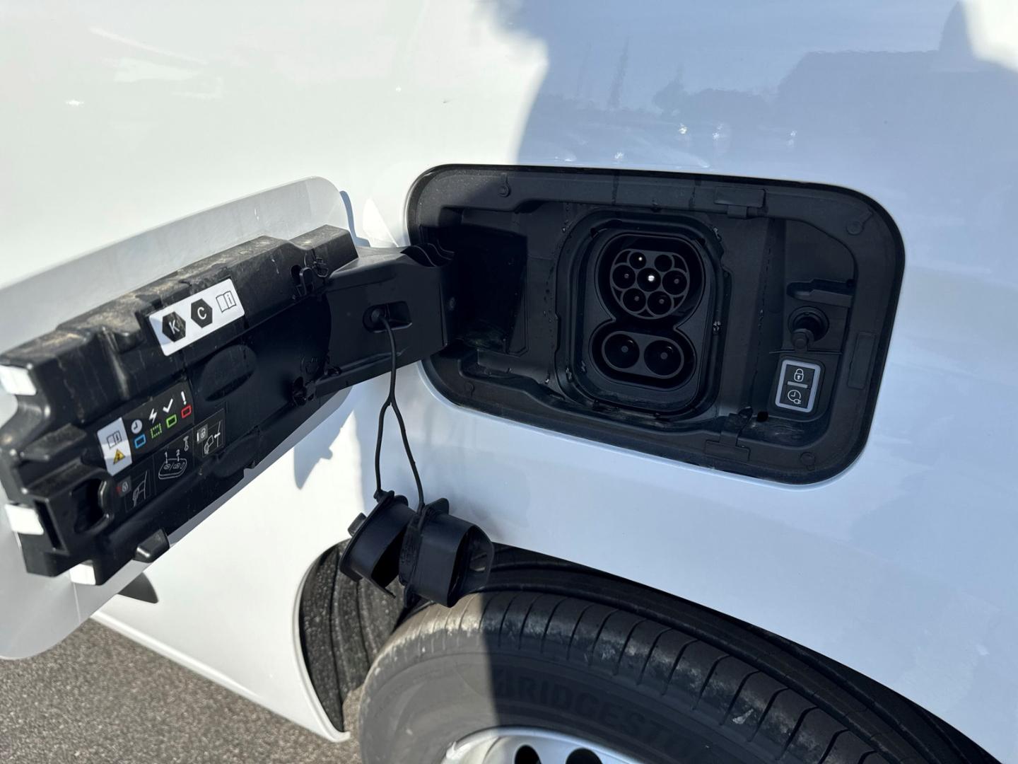 Citroën Berlingo L1+ Elektro Ganzjahresreifen Apple CarP