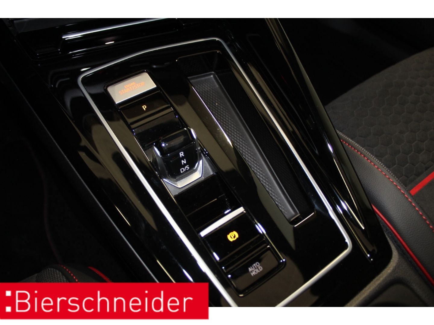 Volkswagen Golf GTI 8 2.0 TSI DSG Clubsport PA Black Style  foto 12