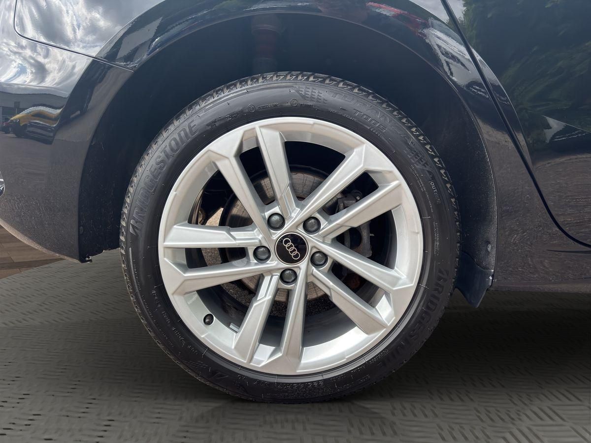 A3 35 TDI basis LMF 17" LED PDC hinten SHZ