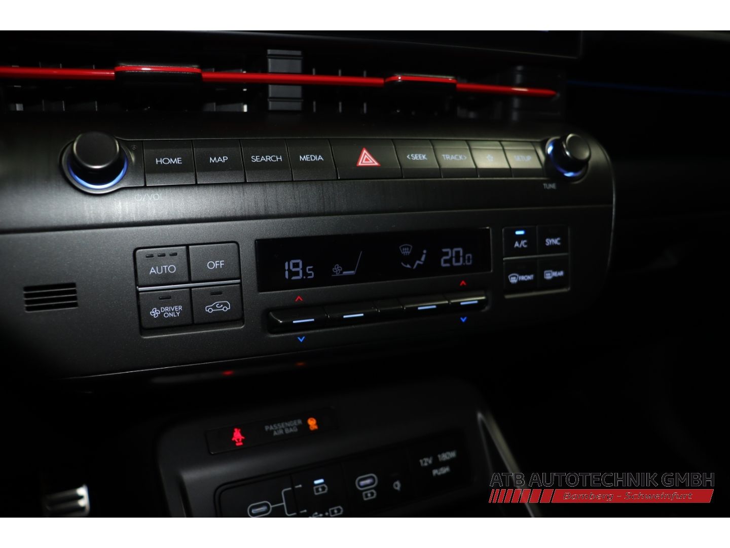 Fahrzeugabbildung Hyundai KONA Elektro N Line 65,4 kWh 2WD 218PS 98,6% SOH