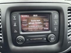 Fahrzeugabbildung Jeep Compass 2.0 MultiJet 103kW Longitude 4x4