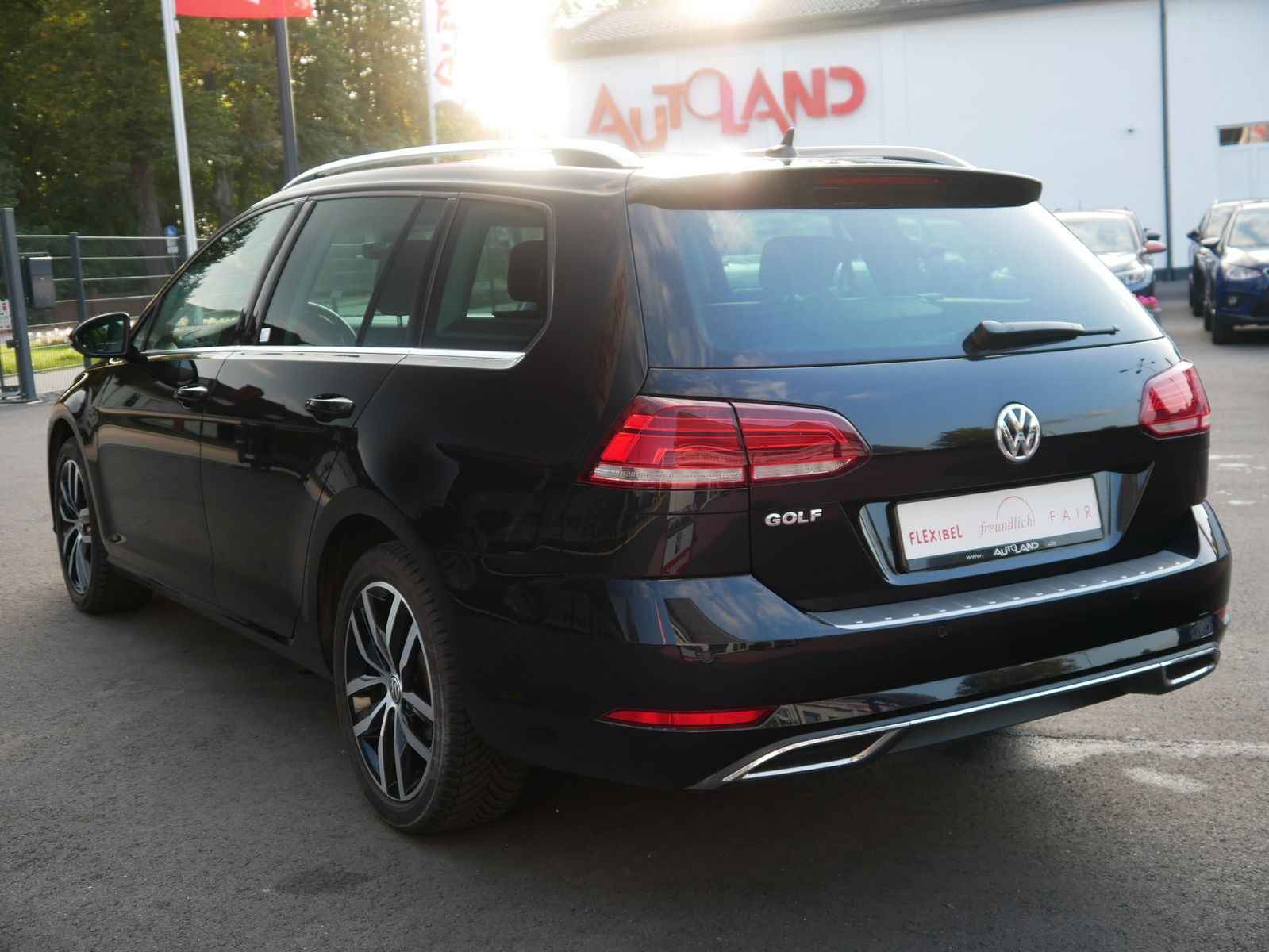 Volkswagen Golf VII Variant 2.0 TDI Highline LED ACC AHK imagem 3