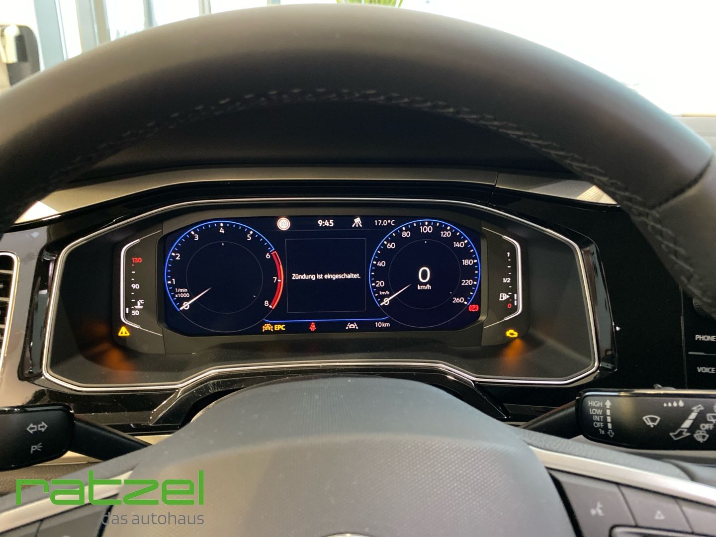 Fahrzeugabbildung Volkswagen Polo MOVE 1.0 TSI SHZ+PDC+Kamera+LED+AppConnect
