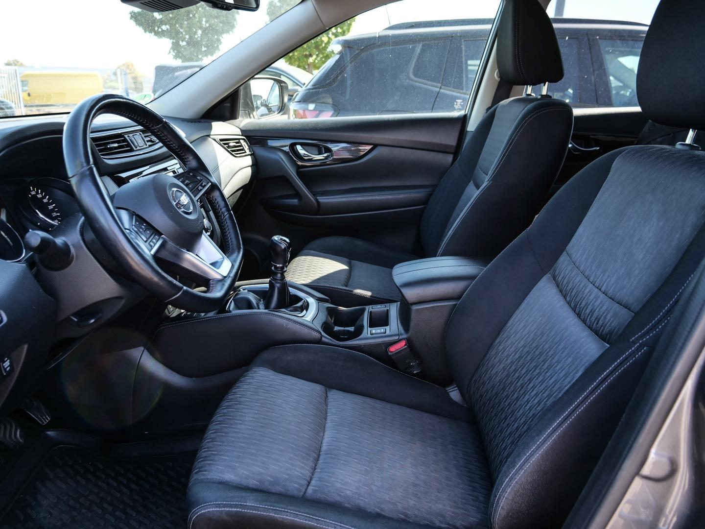 Nissan X-Trail N-Connecta 1.6 DIG-T AHK AHK-abnehmbar N