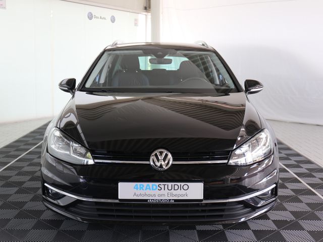 Volkswagen Golf Variant 1.6TDI DSG IQ DRIVE LED KAMERA ACC