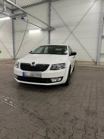 Skoda Octavia - TÜV 11/26