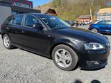 Audi A3 Sportback 1.4 TFSI KLIMAA/Bi-XENON - Audi A3 mit Benzin-Antrieb: Kleinwagen, 1.4