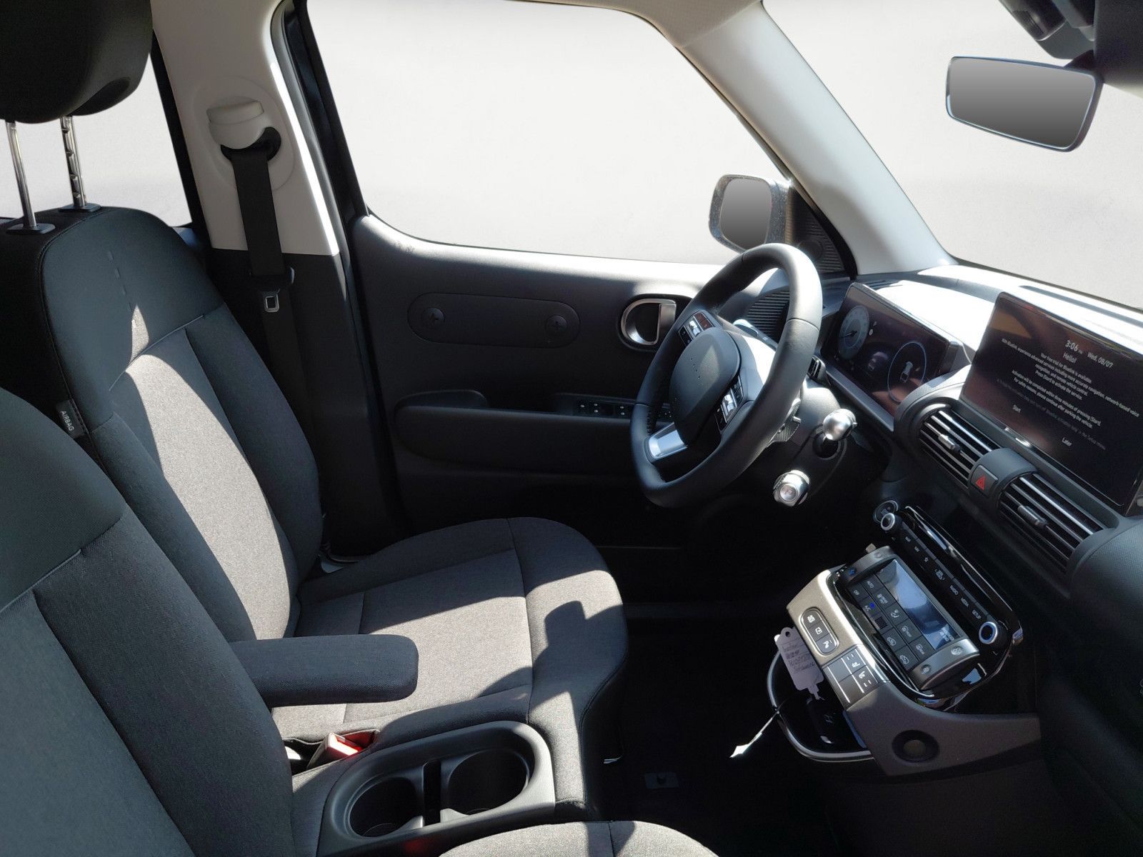 Hyundai INSTER – Bild 11