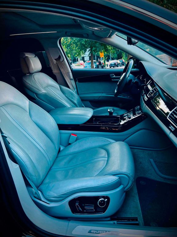 Image of Audi A8