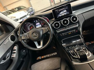 Mercedes-Benz C 200 C Limousine CGI *Avantgarde*Navi*Shz*9G*