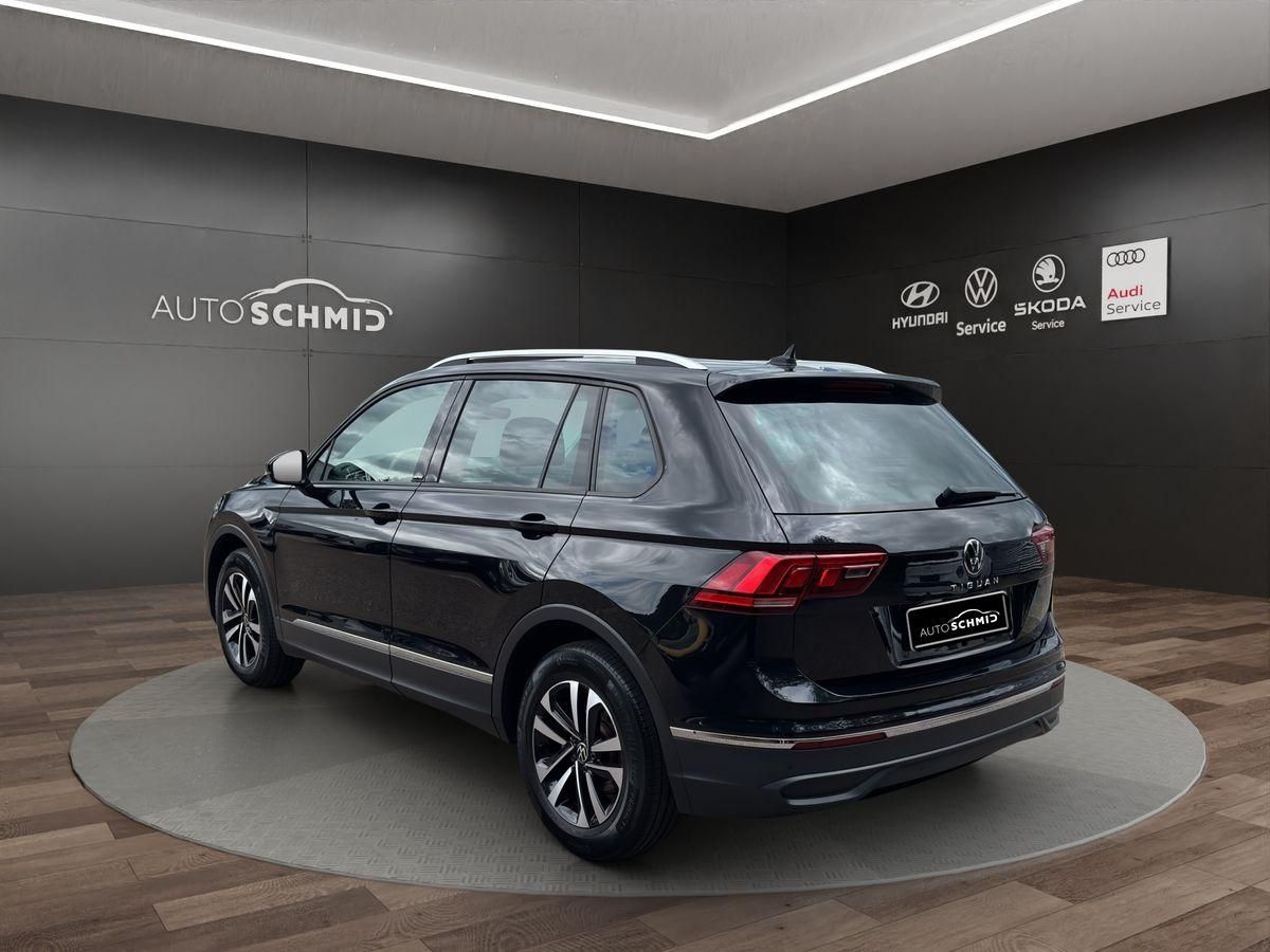 Tiguan United 2.0 TDI DSG AHK ACC PDC NAV LED