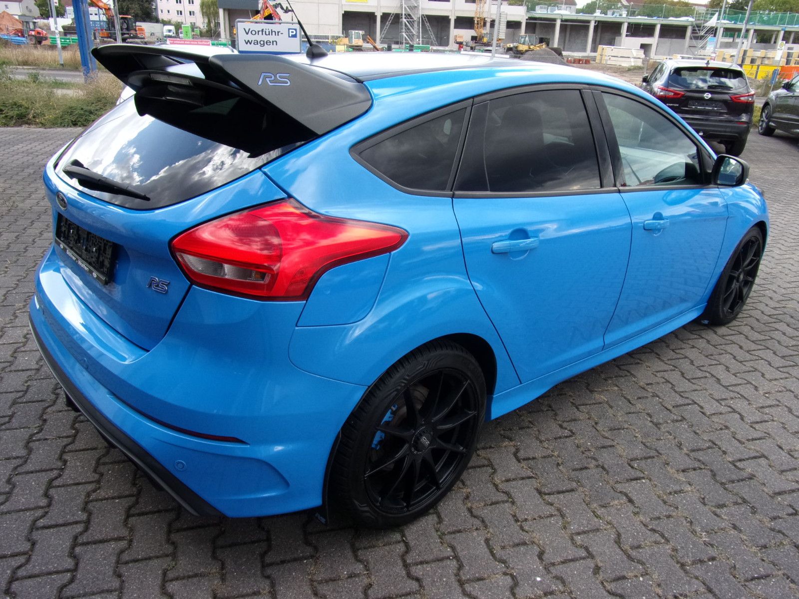 Ford Focus Lim. RS Blue & Black Scheckheft foto 7
