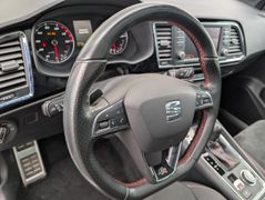 SEAT Ateca FR 4Drive 2,0TSI 190PS DSG LED Pano 1.Hand SEAT Ateca FR 4Drive 2,0TSI 190PS DSG LED Pano 1.Hand