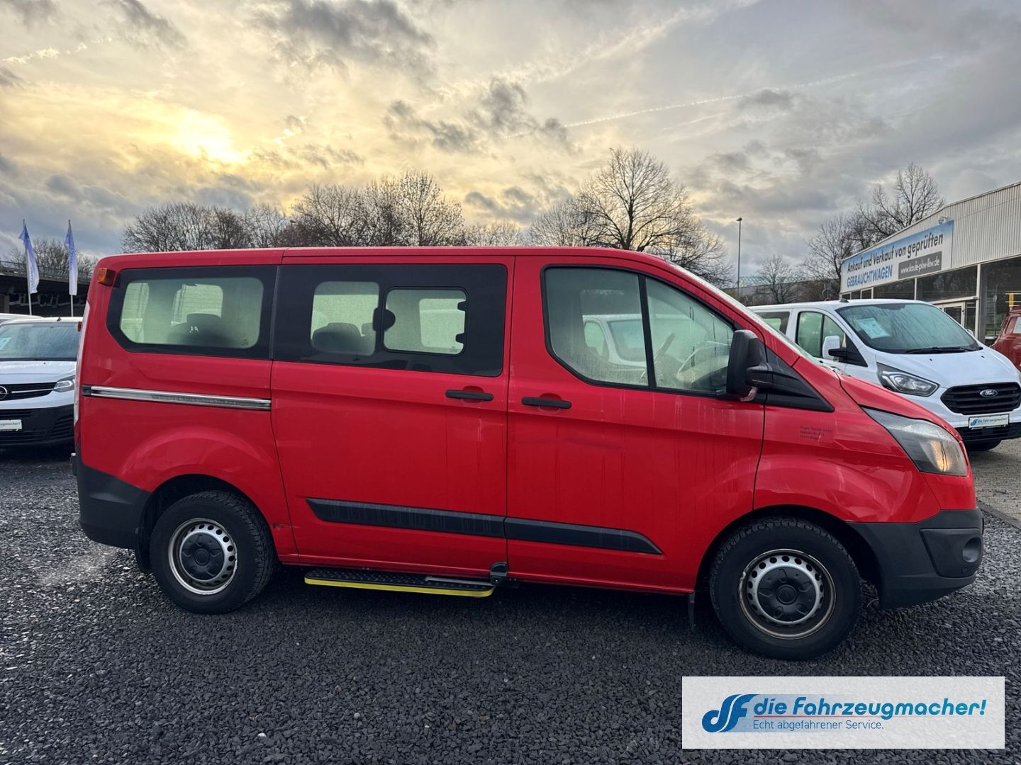 Fahrzeugabbildung Ford Transit Custom Tourneo 300 L1 *2473