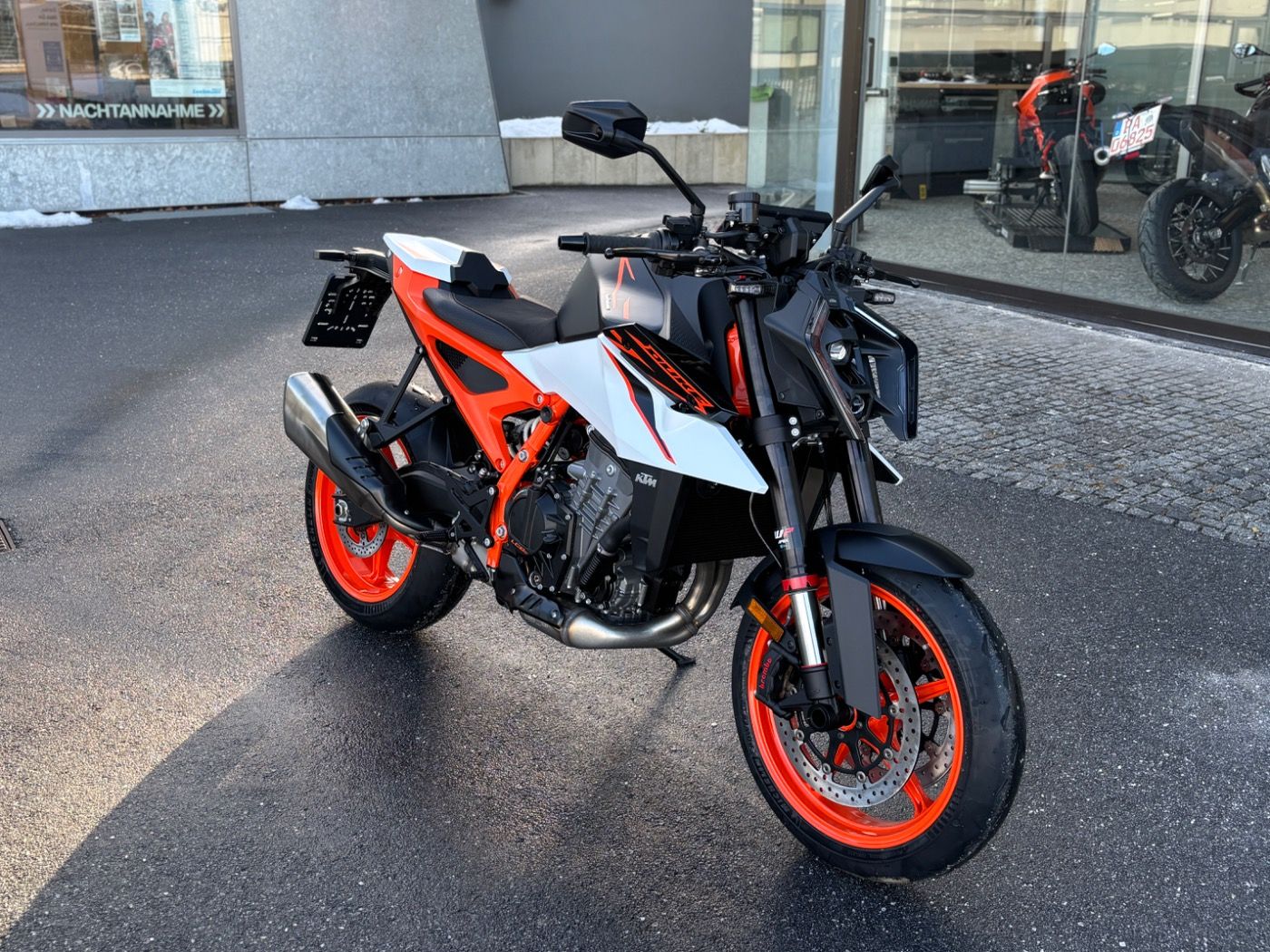 Fahrzeugabbildung KTM 990 Duke R Modell 2026