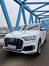 Audi Q7 55 TFSI quattro tiptronic competition pl ...