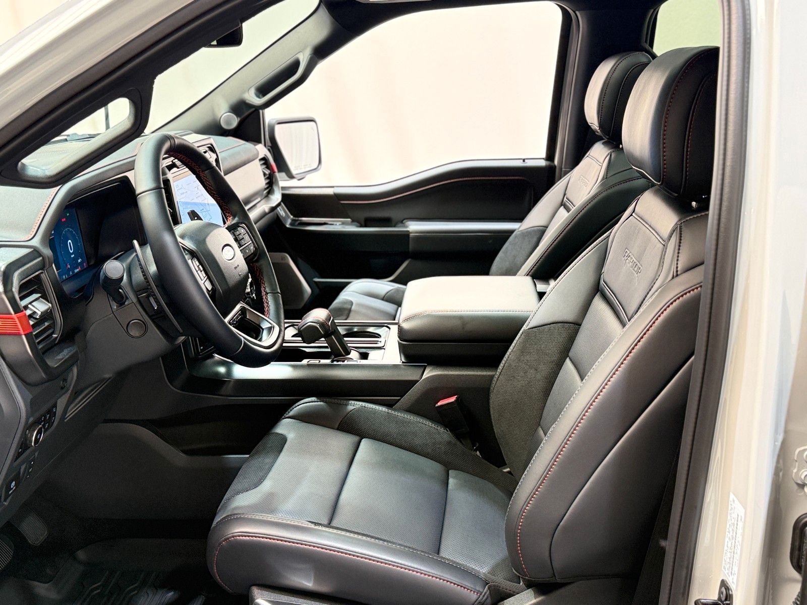 Fahrzeugabbildung Ford F-150 RAPTOR  EcoBoost®  3.5L V6 *MY25*