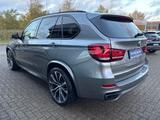BMW X5 xDrive 50 i Individual/Head-Up/Pano/H&K/AHZV - BMW X5 mit Benzin-Antrieb