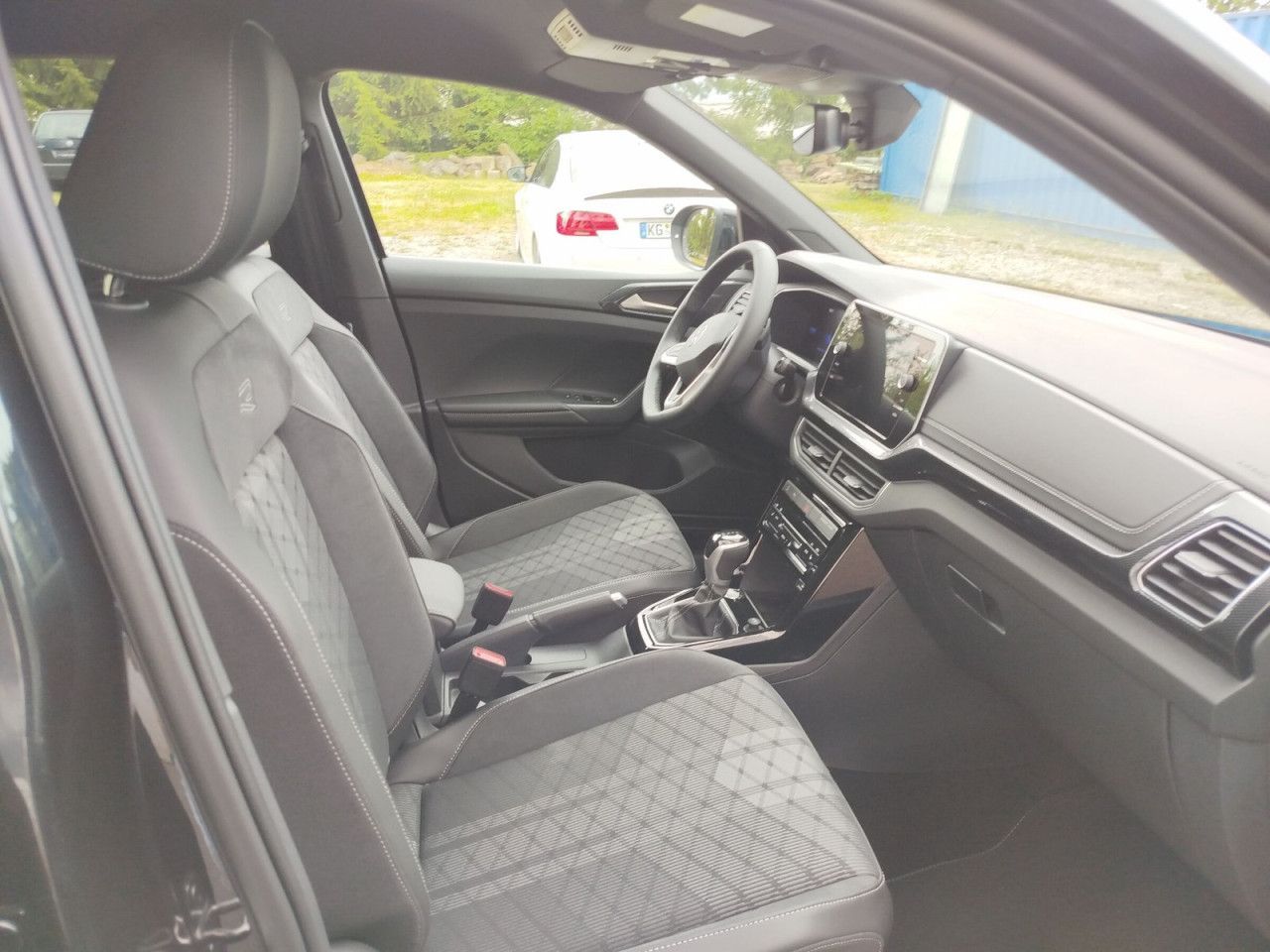 Fahrzeugabbildung Volkswagen T-Cross R-Line 1.5 l TSI ACT 110 kW (150 PS)