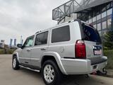 Jeep Commander Overland 5.7*LPG*7Sitzer*NAVI*LEDER*PA - Jeep: 7 Sitzer