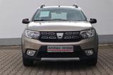 Dacia Sandero II Stepway Celebration LPG/Navi/Kamera - mit LPG-Antrieb: Beige, Geländewagen